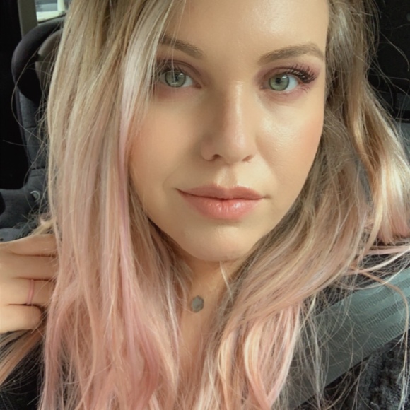 Meet your Posher, Sonja - Picture 1 of 1